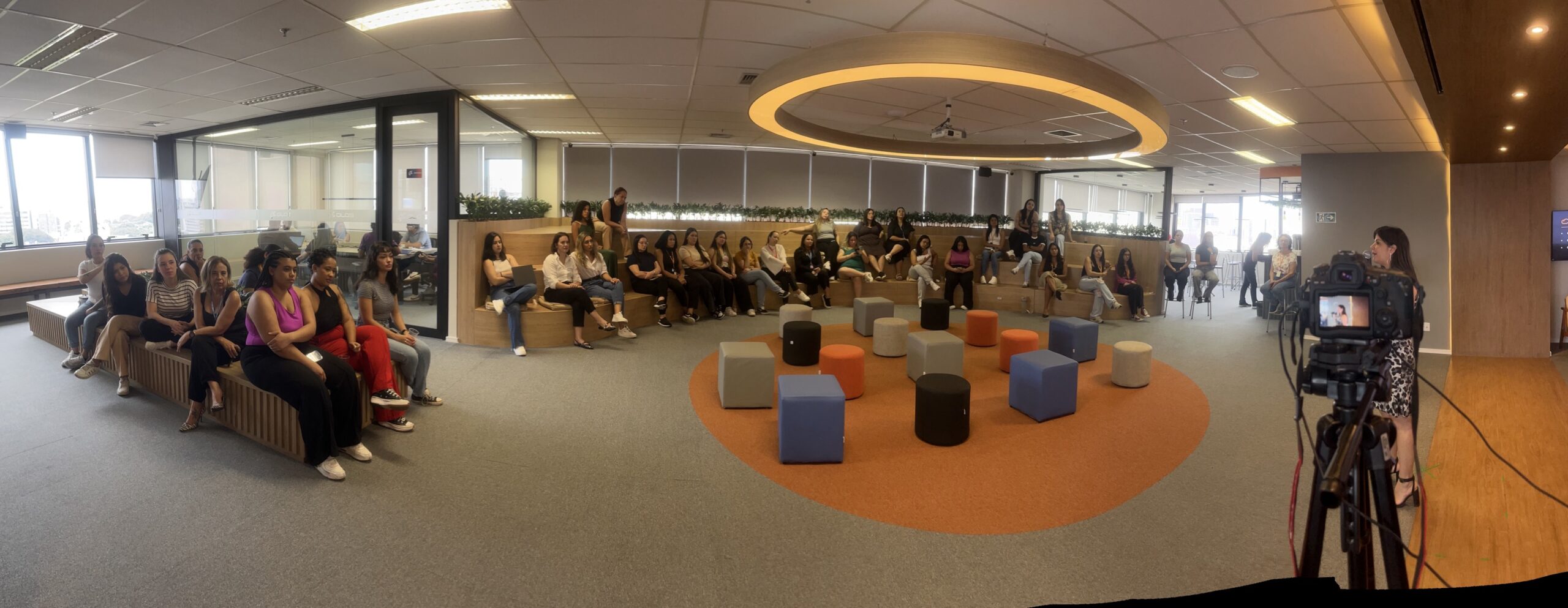 Dia Internacional da Mulher Olos_palestra e coffee_12_março_2025 (2)